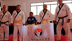 Practicantes durante la mesa de examen de Hapkido en Humahuaca, Jujuy